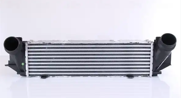 Bmw İntercooler Radyatörü F10 17117618769