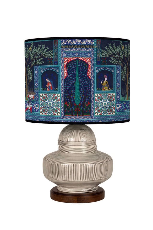 Pattern garden lamp