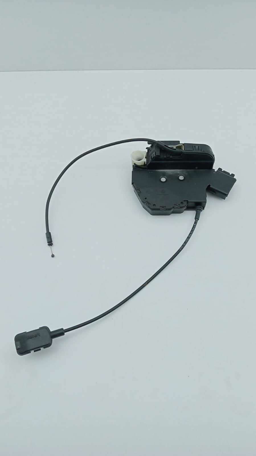 Kapı Kilidi Ön Sol - Renault Clio 4 805011929R