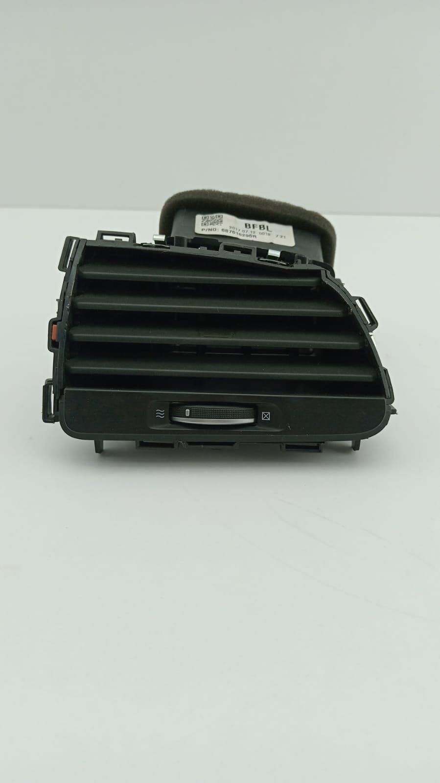 Kalorifer Izgarası Difizör Sol - Renault Megane 4 687616296R