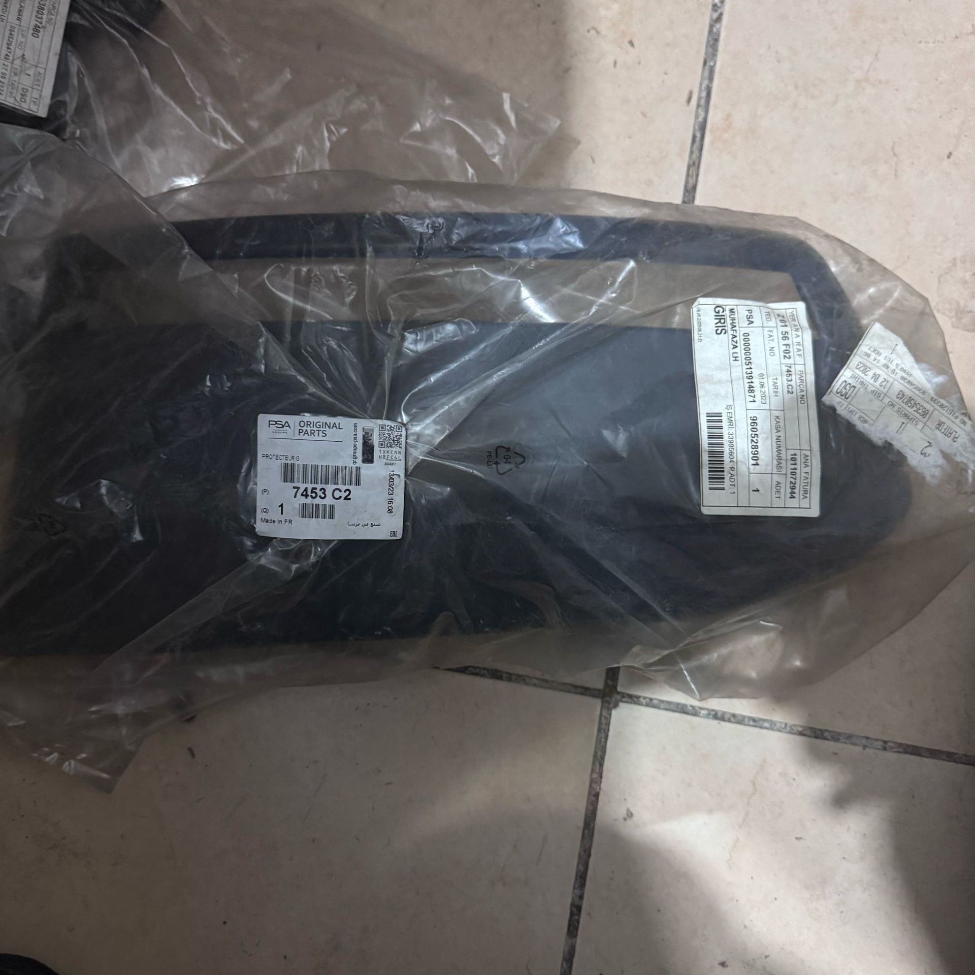 Cıtroen C4 Ön Tampon Köşe Plastiği Sol Gm Marka