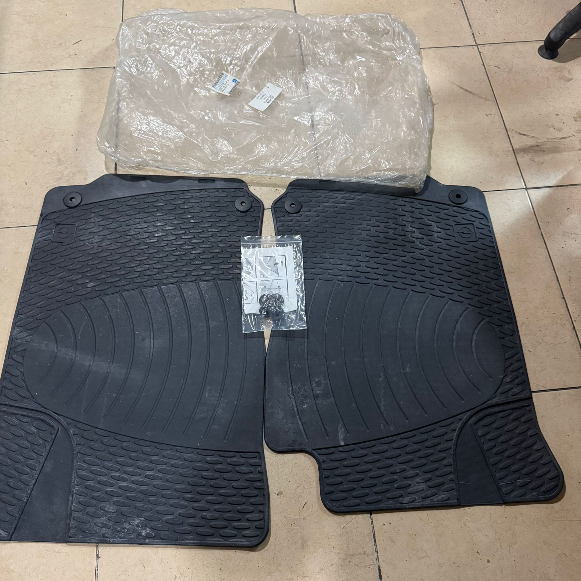 Opel Corsa C Kauçuk Paspas Ön Takım Gm Marka
