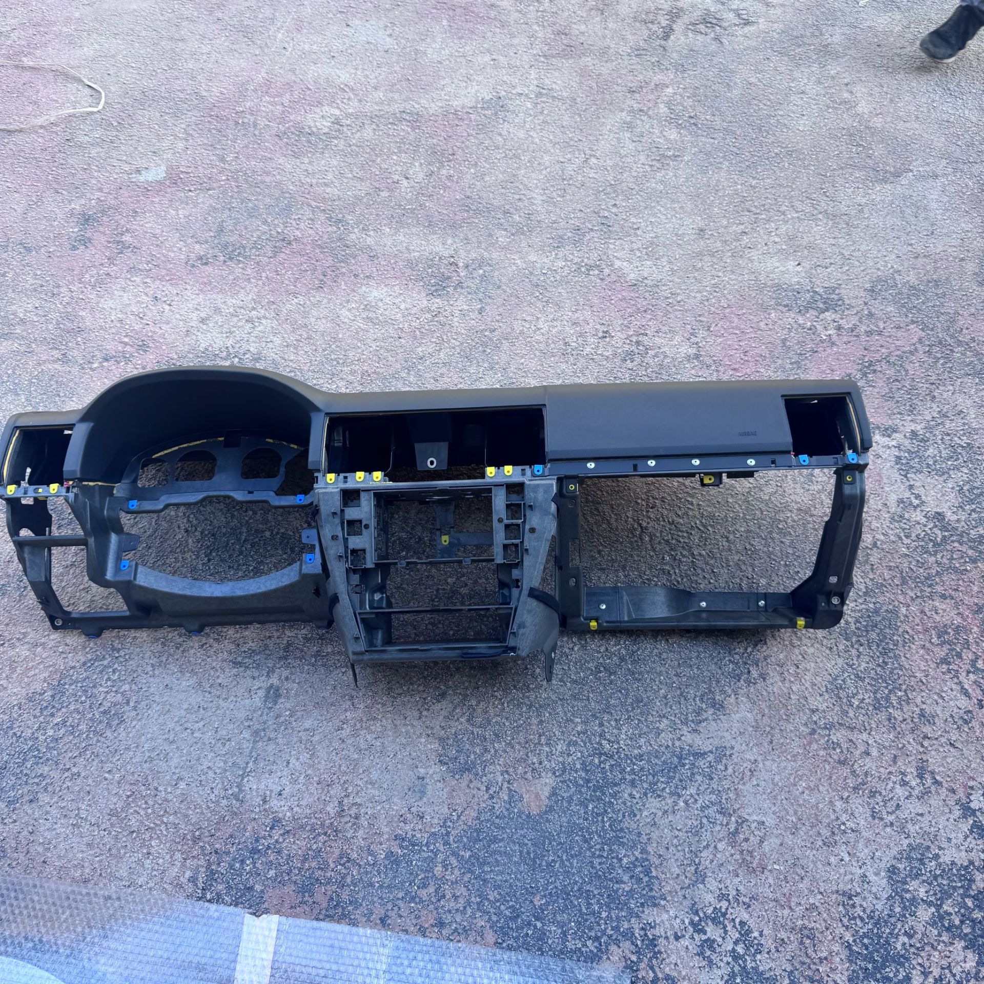 Opel Vectra C Ön Göüs Orjinal Gm Marka 93185427