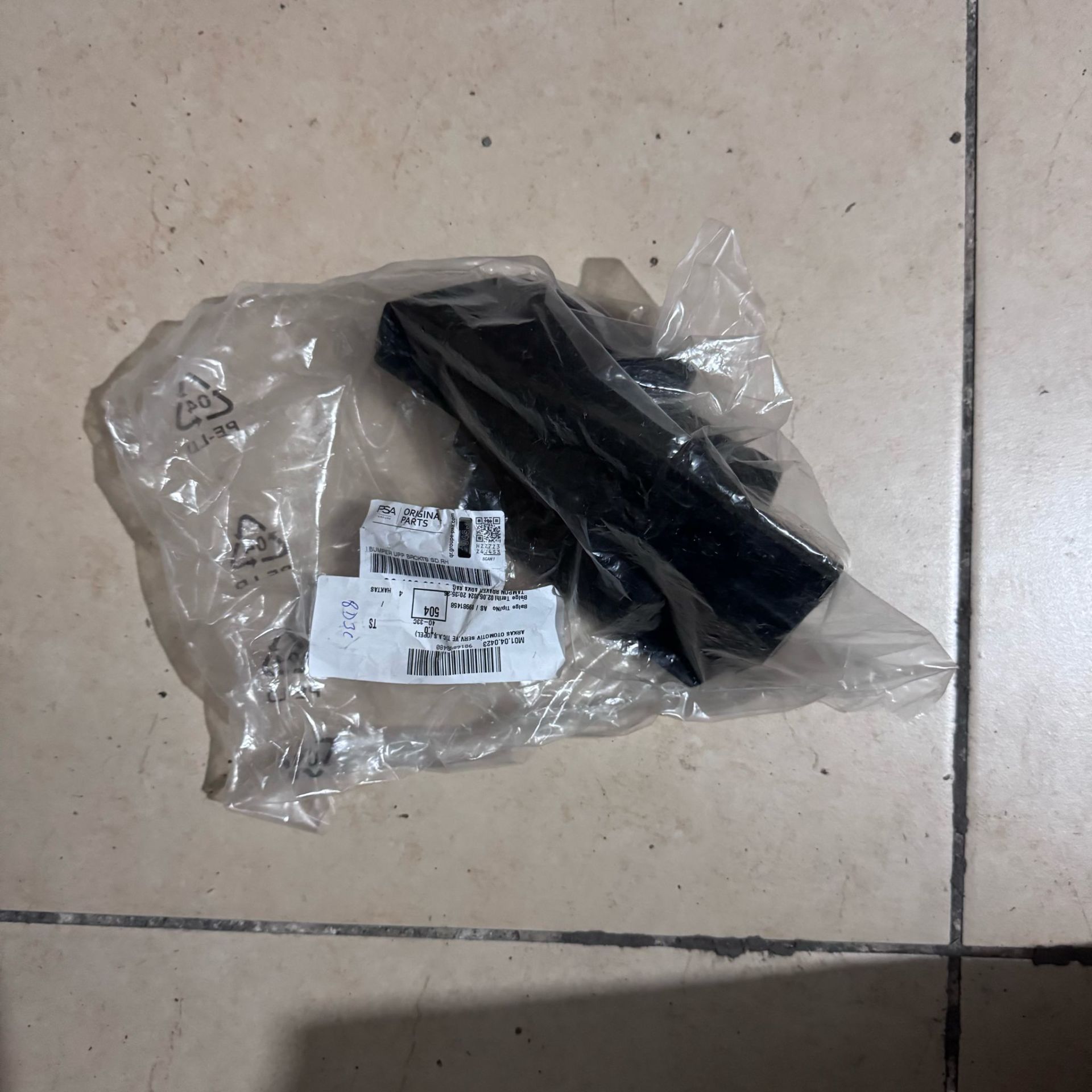 Opel Combo Arka Tampon Bağlantı Braketi Sağ Orjinal Gm Marka 9816808480