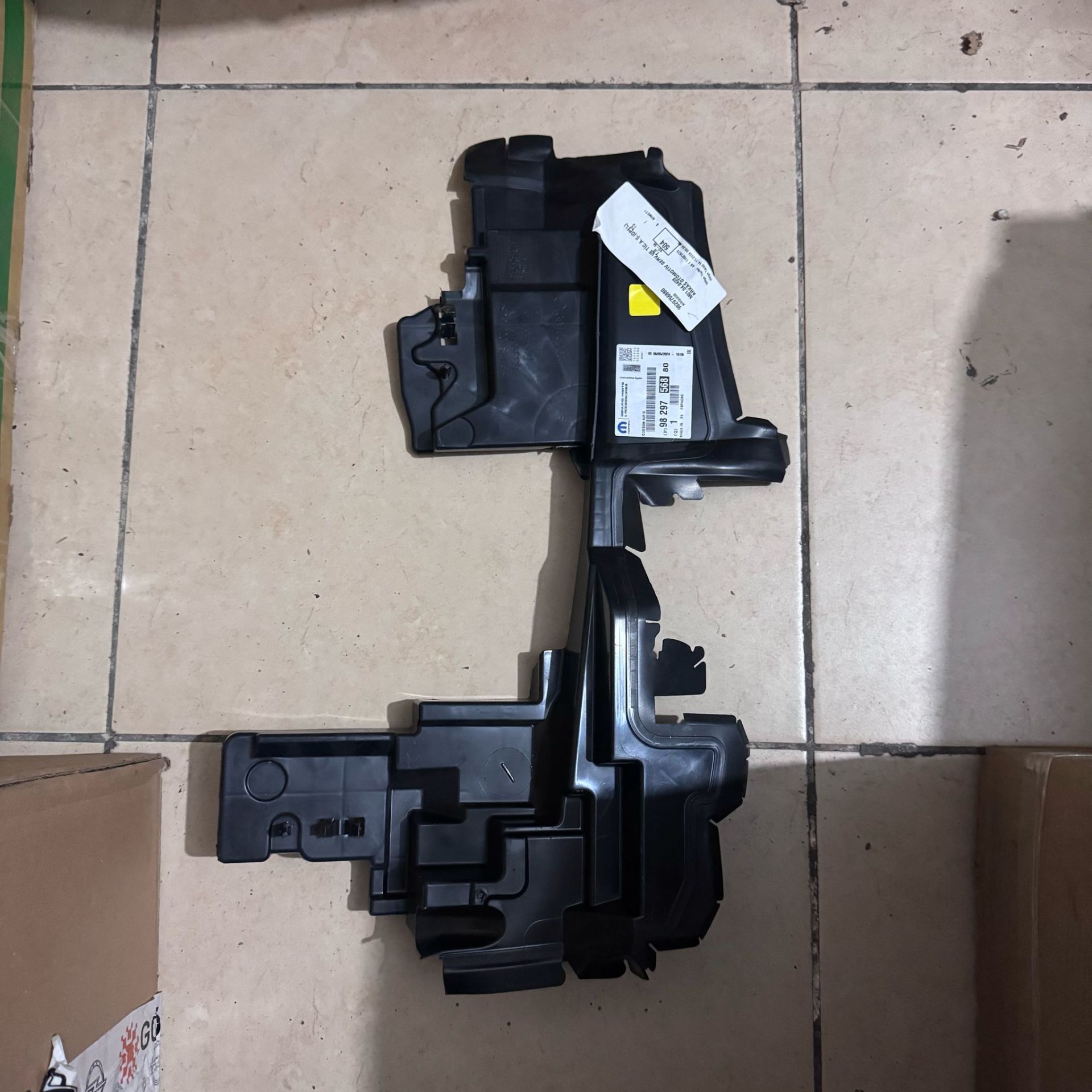 Opel Corsa F Radyatör Hava Yönlendirme Bakaliti Sağ Orjinal Gm Marka 9829756880