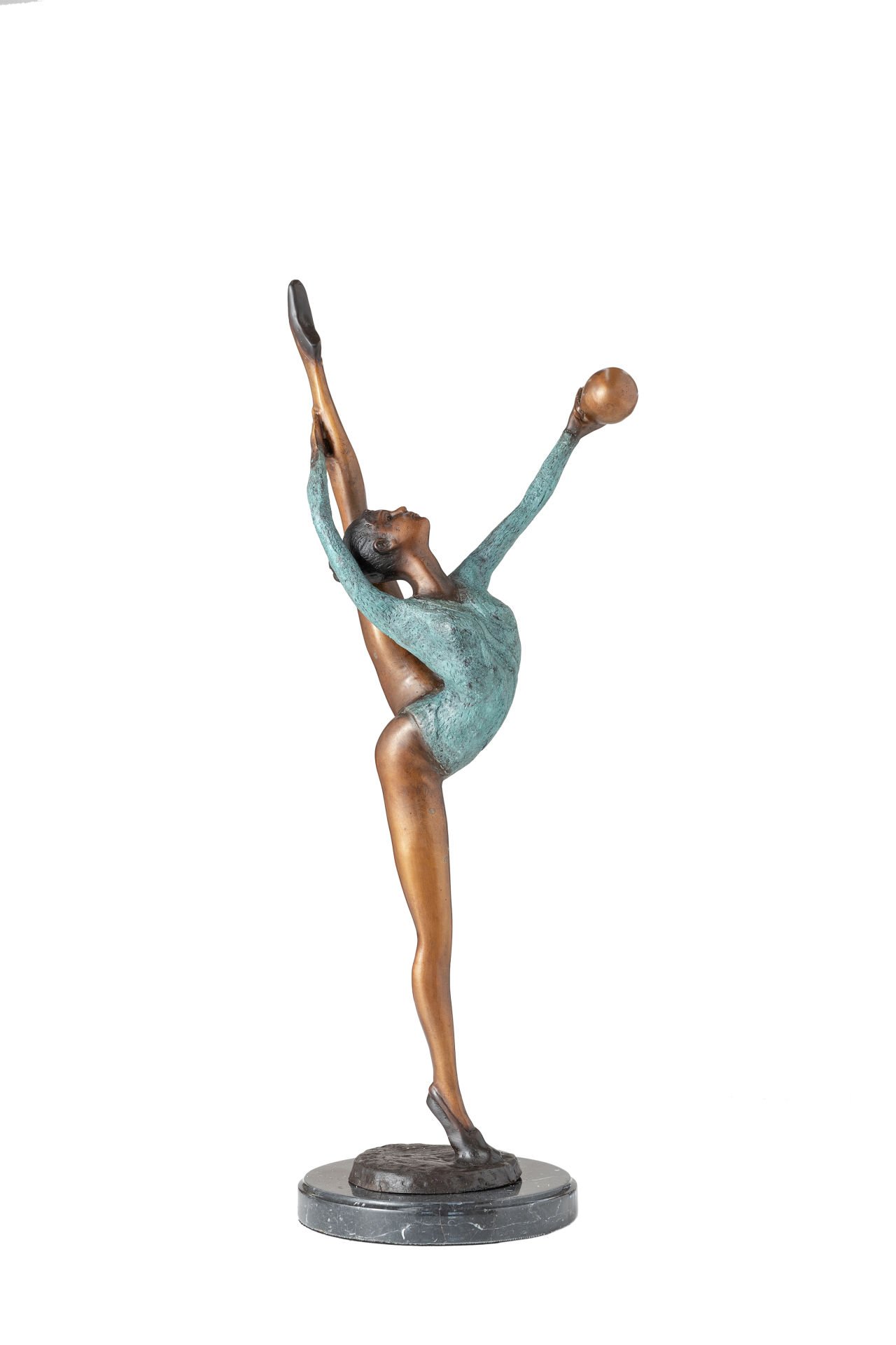 BALLERINA  WITH BALL