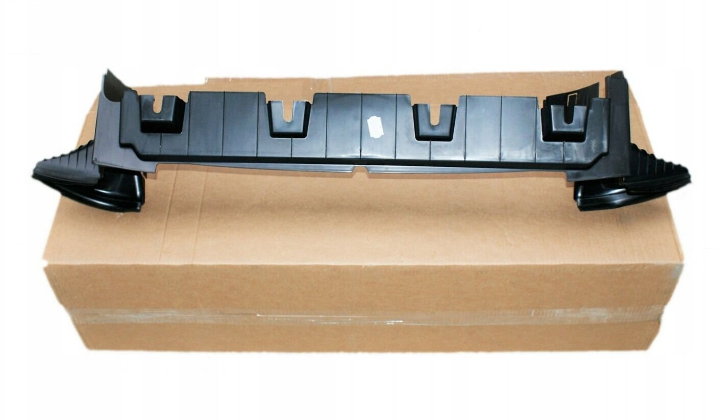 LR066111 - ÖN DEFLEKTÖR ALT 2.0L (DİSC.SPORT) - Land Rover