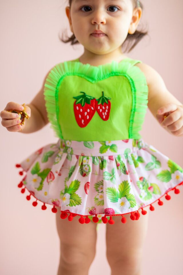 Yeşil Kız Bebek Tulum Pretty Strawberry