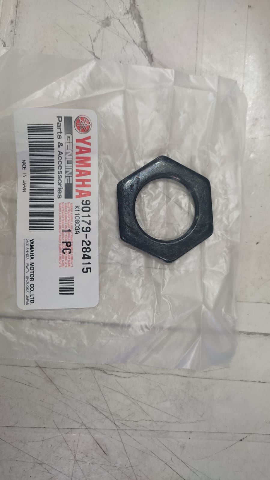 YAMAHA SCOOTER ORİJİNAL DEBRİYAJ SOMUNU 90179-28415