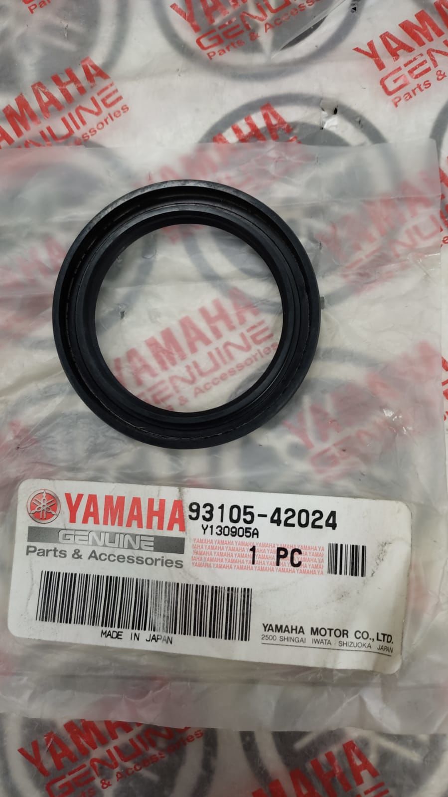 YAMAHA 1992-2020 FZR600/XV19 ORİJİNAL ARKA TEKER KEÇESİ 93105-42024