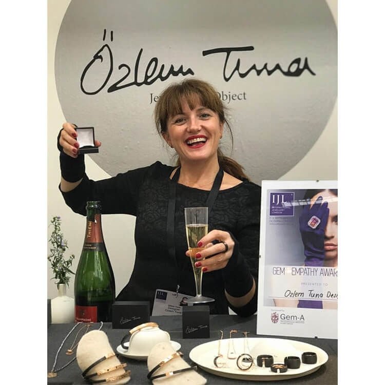 JEWELRY DESIGN AND AWARD