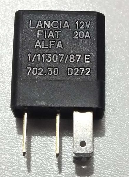 0603010 MİCRO RÖLE 12V 20 AMPER 4 FİŞLİ SİYAH-MTA 3615-46520421
