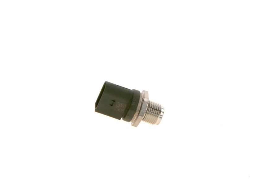 YAKIT BASINC SENSORU MERCEDES OM651 W204 W205 C218 W212 W222 C253 X204 W166 W639 W447 B906 B907 B910-BOSCH 0281006266-A0009052701