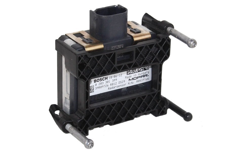 ÖN TAMPON RADAR BEYNİ JEEP RENEGADE 14 18-OEK-52084232-52067849-52059176-52034329