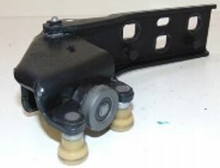 SÜRGÜLÜ MENTEŞE KOMPLE ORTA SAĞ VİVARO-TRAFFİC-PRİMASTAR III-WPI RM38985-77767086R-777645238R