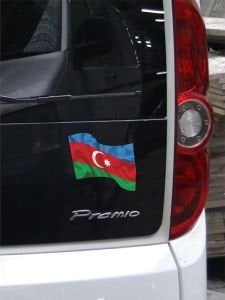 Azerbaycan Dalgalı Bayrak Etiket 15x12 cm