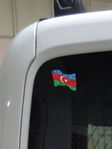 Azerbaycan Dalgalı Bayrak Etiket 7 x 6 cm