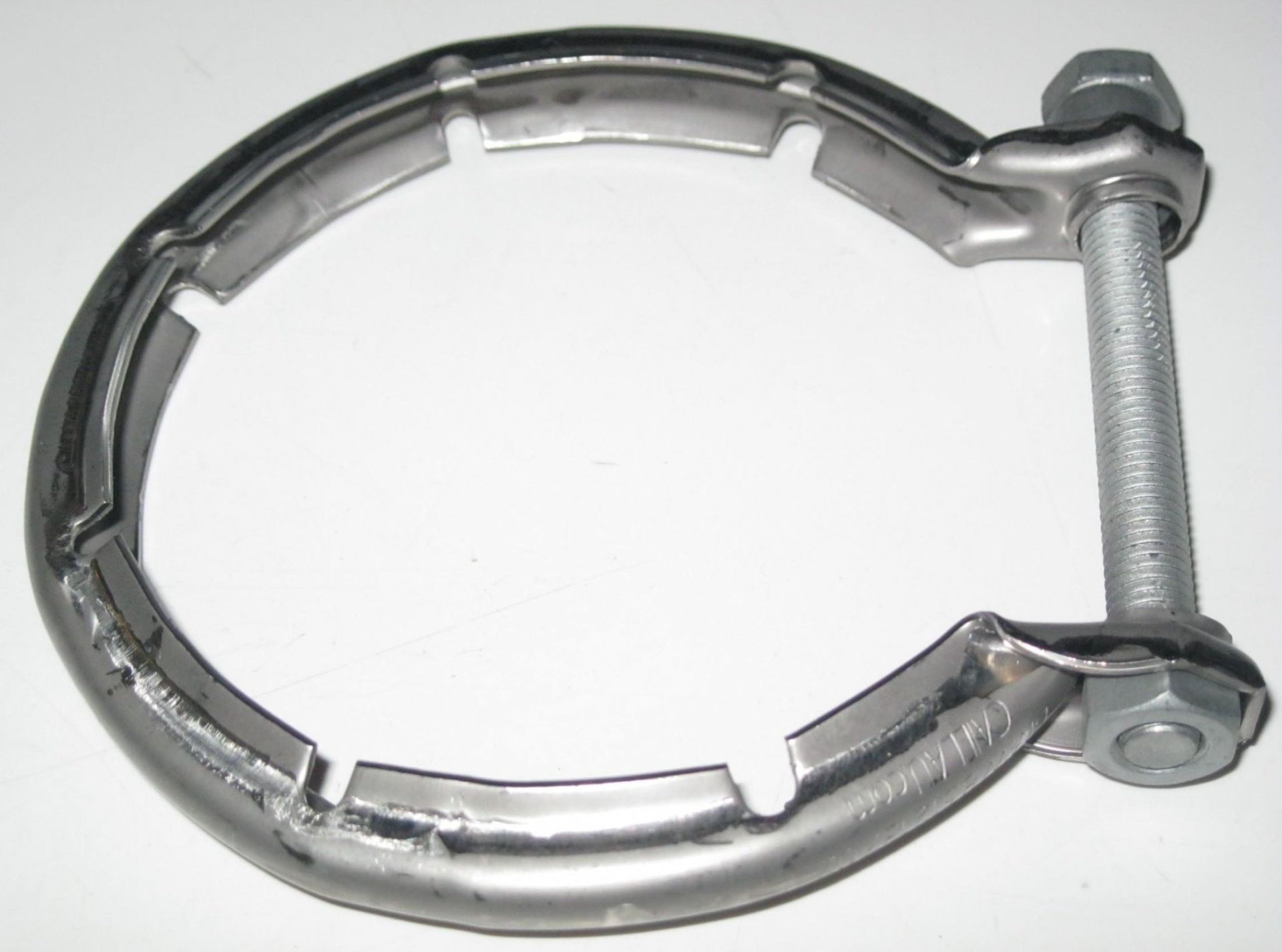 Bmw 3 Seri F32 Kasa Egzoz Kelepçesi Bmw Orijinal Marka 18308512137