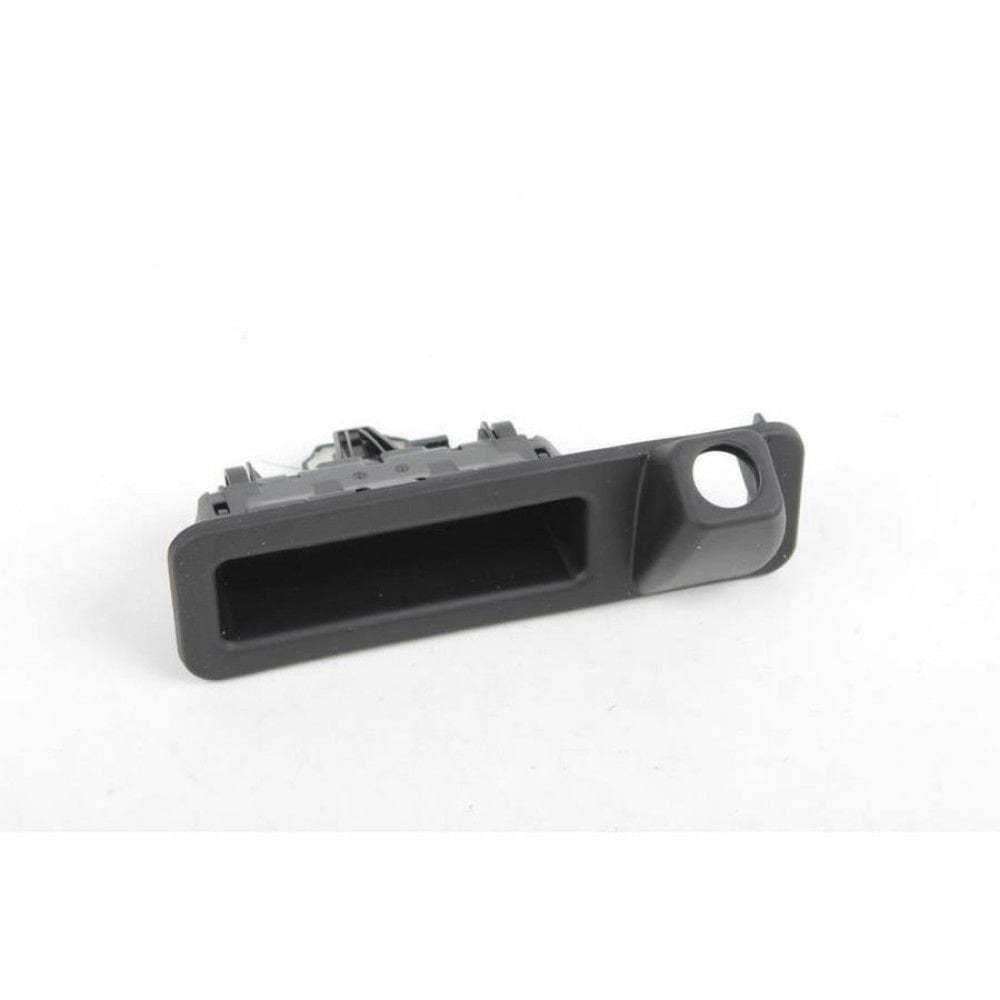 Ручка открывания багажника Bmw 5 серии G30 оригинальная марка Bmw 51247381868