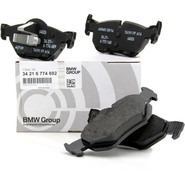Bmw 3 серии E90 чехол 320d-320i комплект задних тормозных колодок оригинальный 34216774692