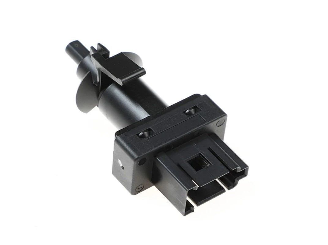 Mercedes W140 Debriyaj Pedal Müşürü Hella Marka A0065451014