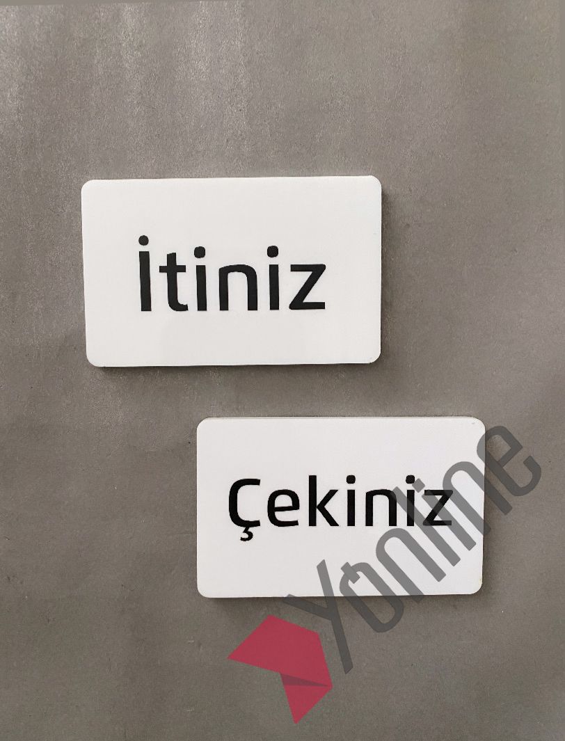 Beyaz Minimal İtiniz-Çekiniz Uyarı Levhası