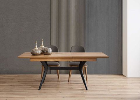 Clara Dining Table