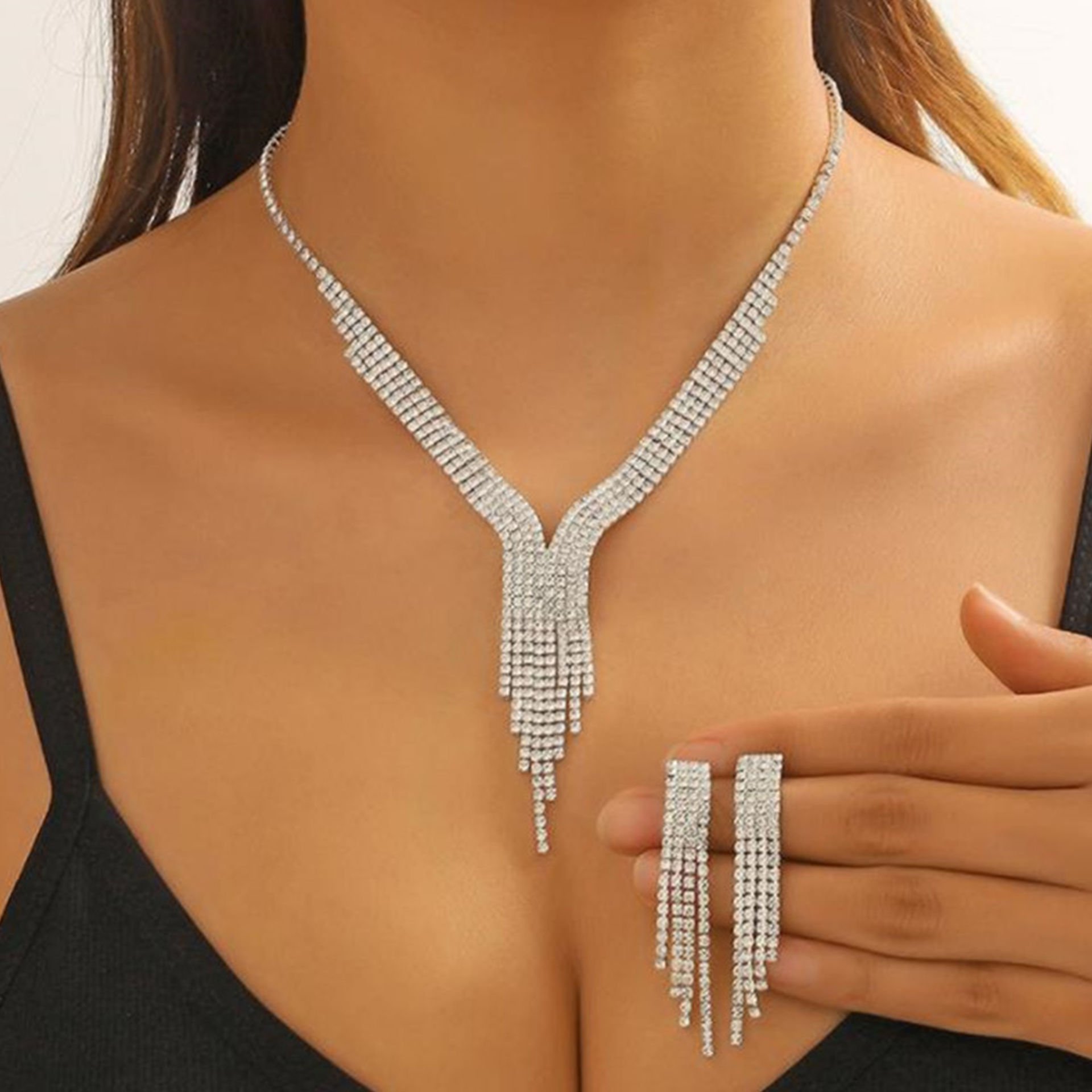 Ligne Chic Paris Kristal Taşlı Gerdanlık Takı Seti