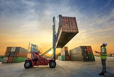 Farklı Zemin Tipleri için Uygun Forklift Lastiği Seçimi: Teknik Kılavuz