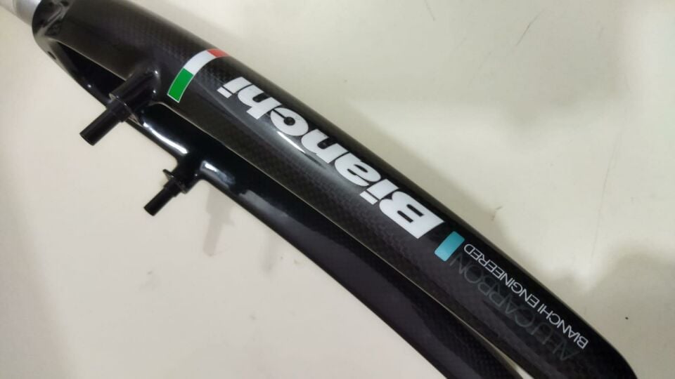 Bianchi 500043 FF 28'' 1-1/8 Carbon Alu sabit şehir maşa V fren