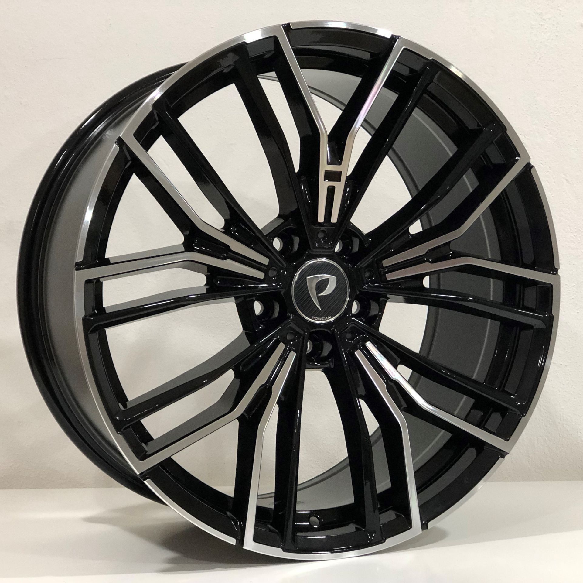 Tiryakiler 19J 5X120 9.0X19 ET38 72.6 BLA.MC. BK-5964 JANT