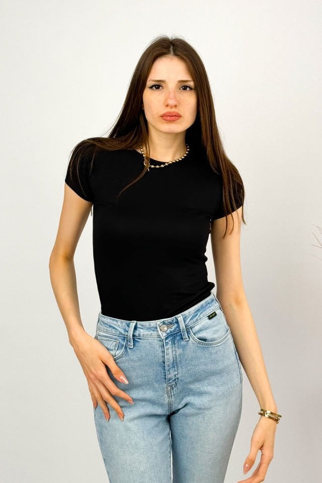 Kadın Kısa Kollu Bisiklet Yaka Body SİYAH - S/M