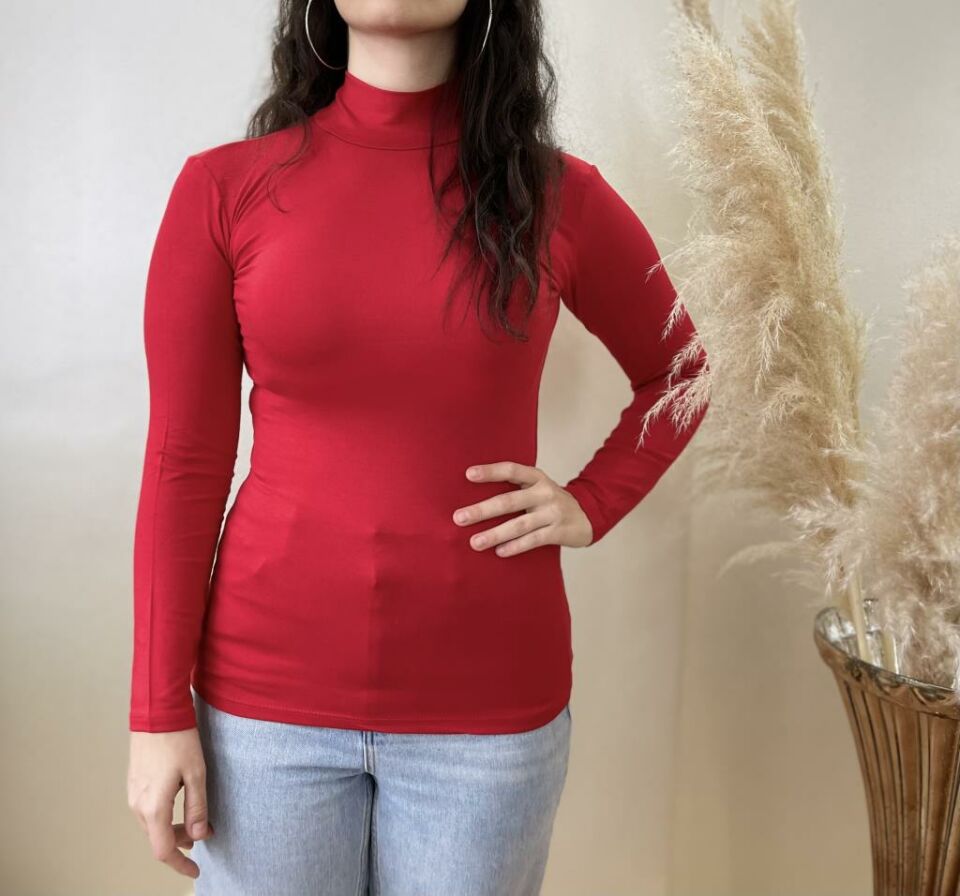 Kadın Uzun Kollu Yarım Balıkçı Yaka 1 Adet KIRMIZI - S/M