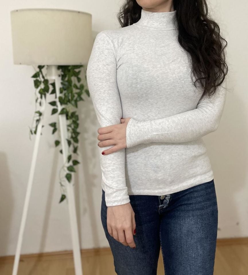 Kadın Peluş Uzun Kollu Yarım Balıkçı Yaka Body 1 Adet Yumoş Beyaz - L/XL