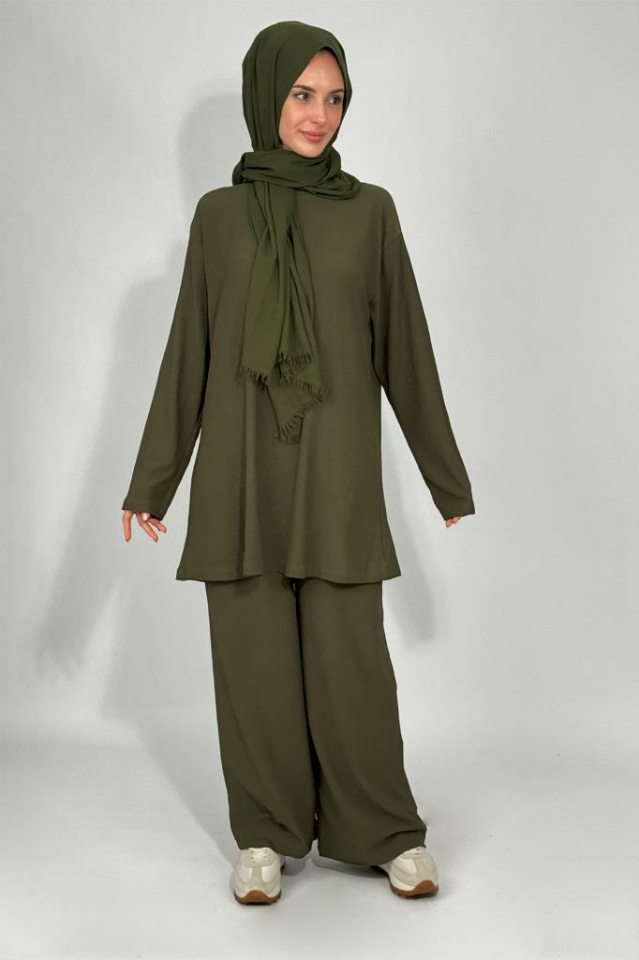 Kadın Tunik Pantolon Alt Üst İkili Rahat Kalıp Tesettür Takım YEŞİL - M