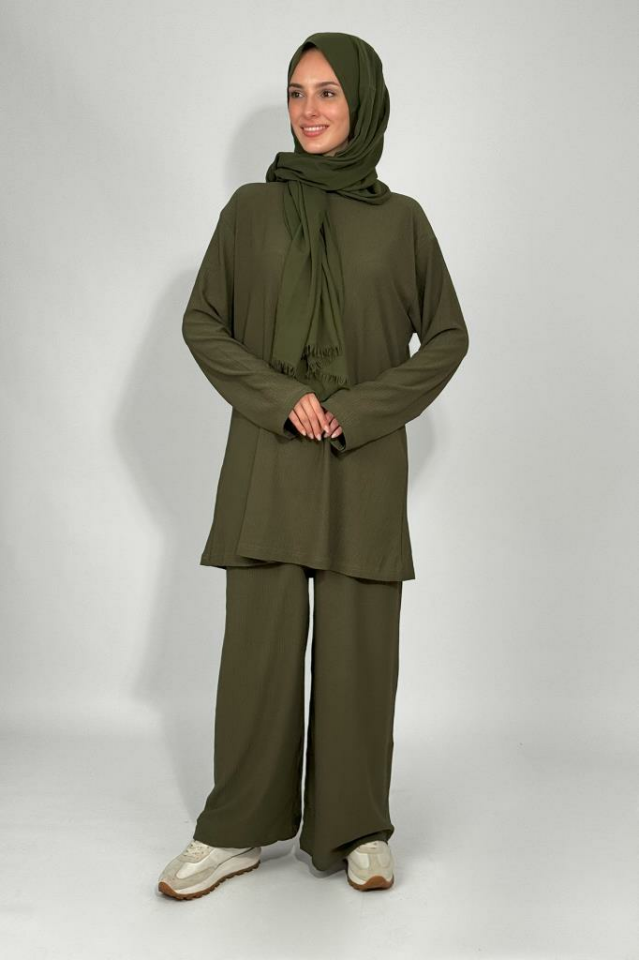Kadın Tunik Pantolon Alt Üst İkili Rahat Kalıp Tesettür Takım YEŞİL - M