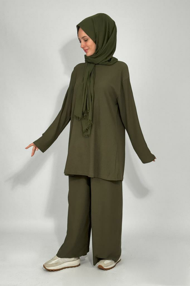 Kadın Tunik Pantolon Alt Üst İkili Rahat Kalıp Tesettür Takım YEŞİL - M