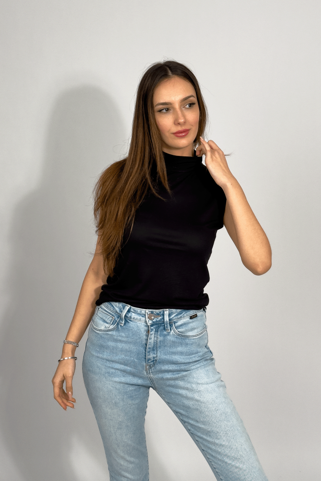 Kadın Sıfır Kol Yarım Balıkçı Yaka Body  1 Adet SİYAH - S/M