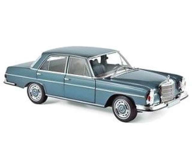 1968 Mercedes Benz 280 SE, light blue metallic