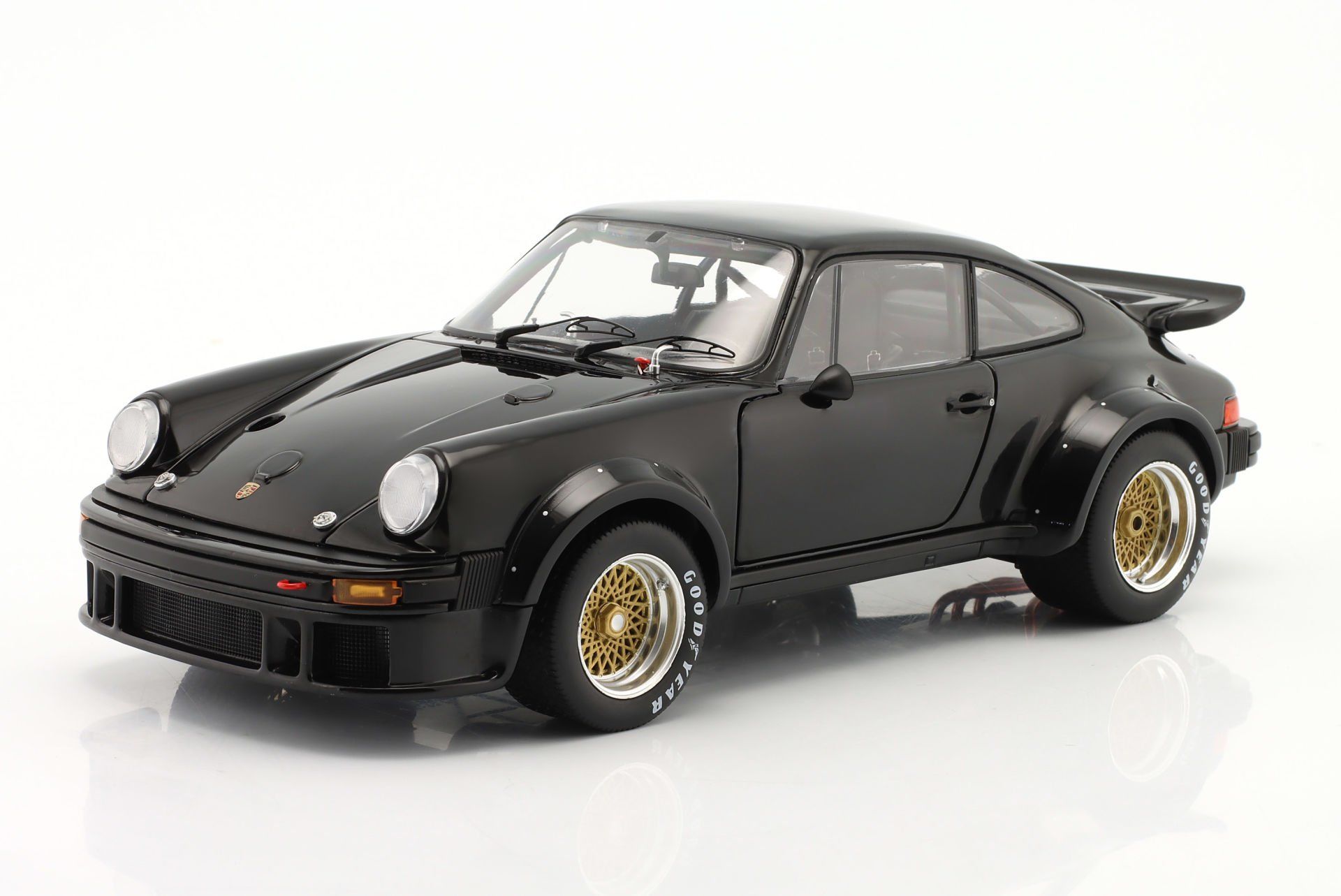 SCHUCO - PORSCHE - 911 934 RSR COUPE 1976