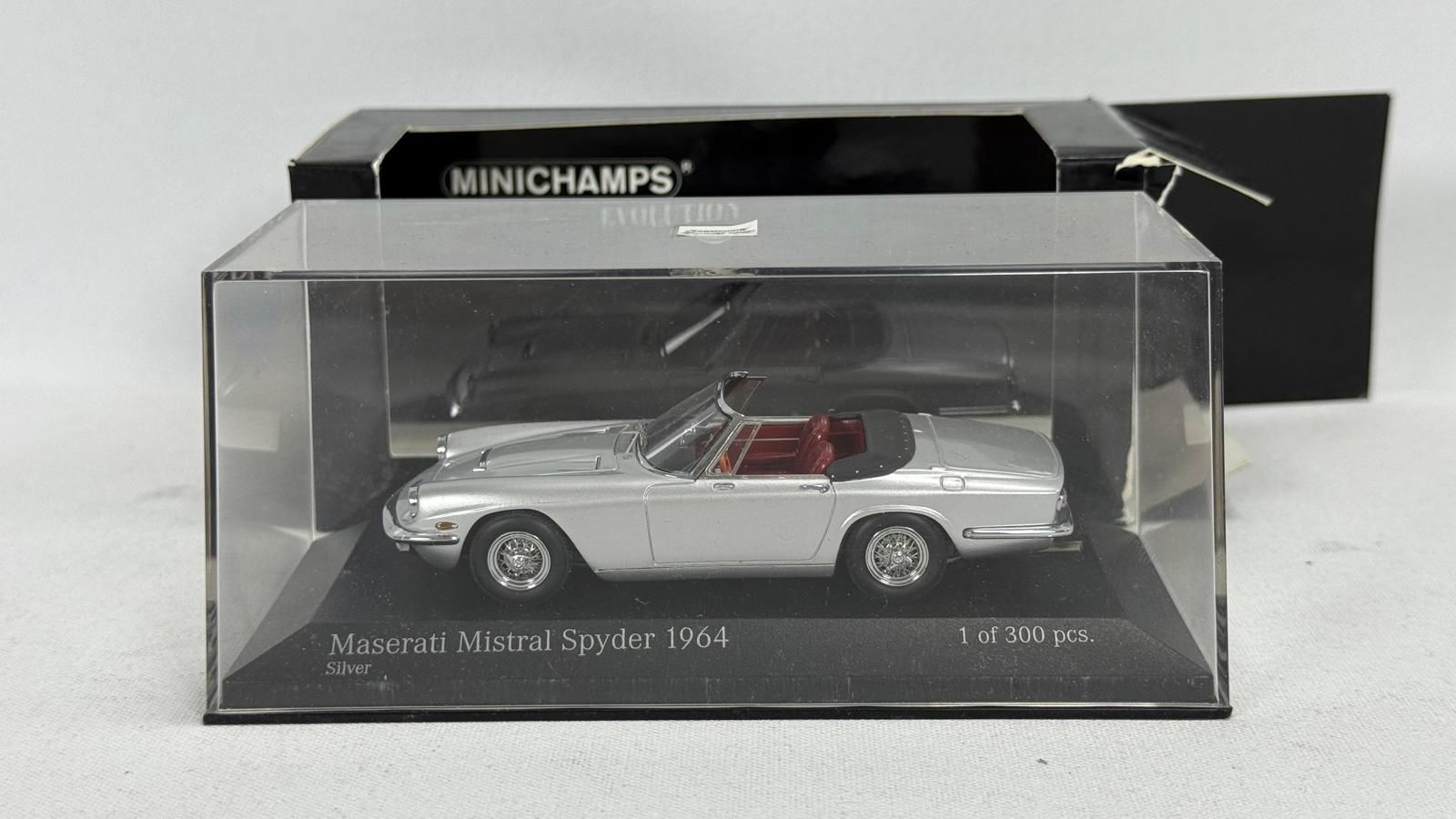 MINICHAMPS - MASERATI - MISTRAL SPIDER CABRIOLET OPEN 1964