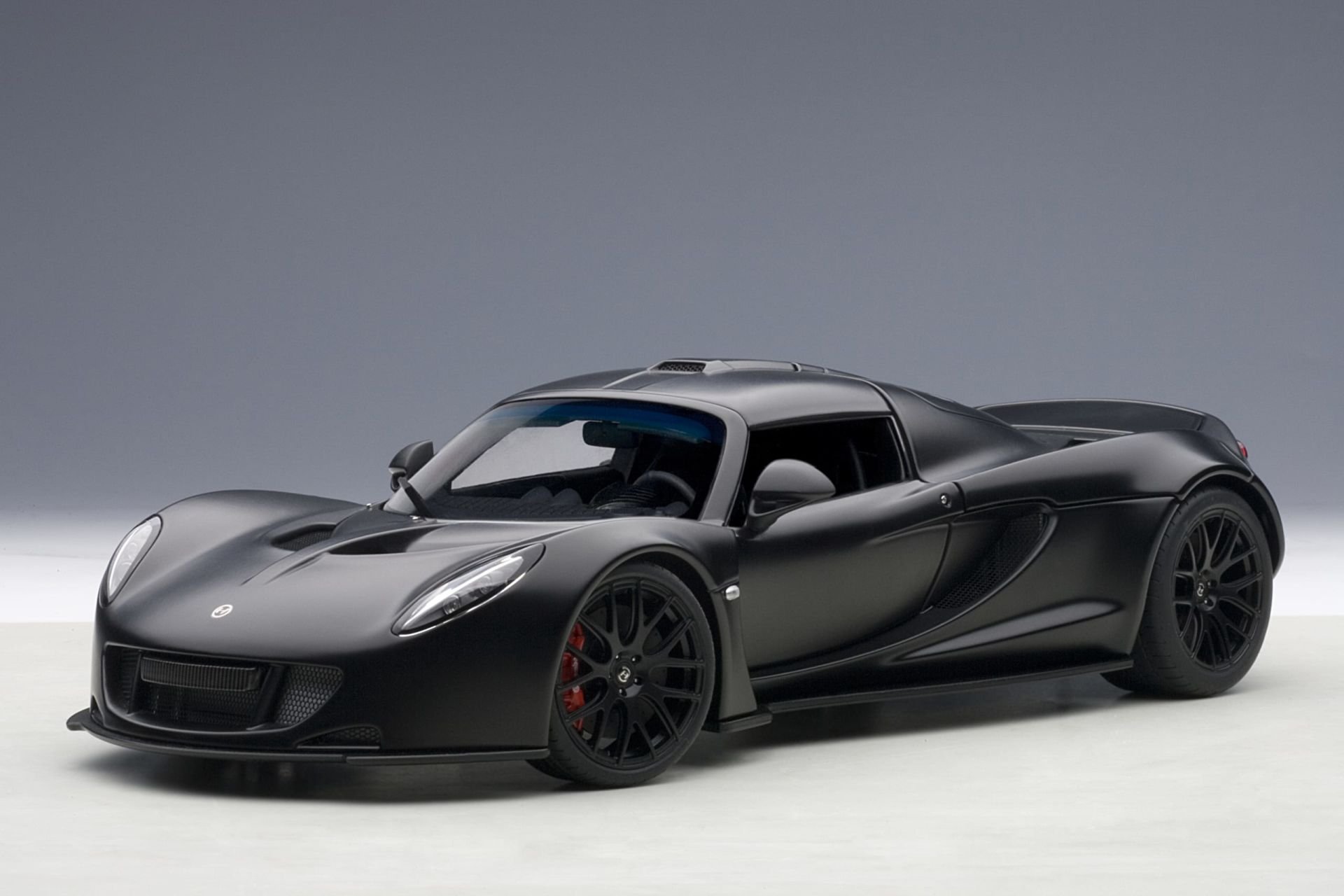 AUTOART - HENNESSEY - VENOM GT COUPE SPIDER 2012