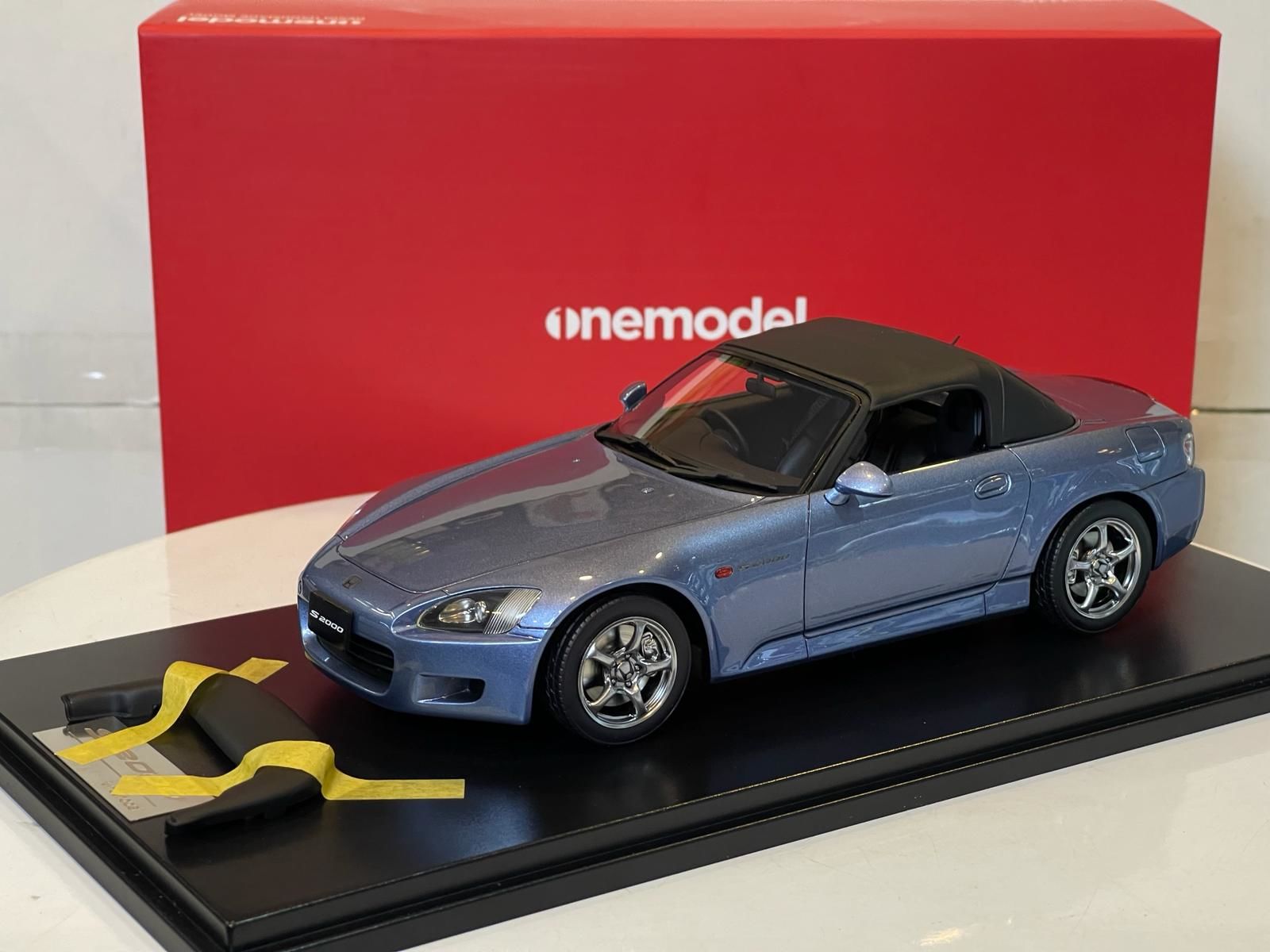 ONE MODEL - HONDA S2000 BLUE
