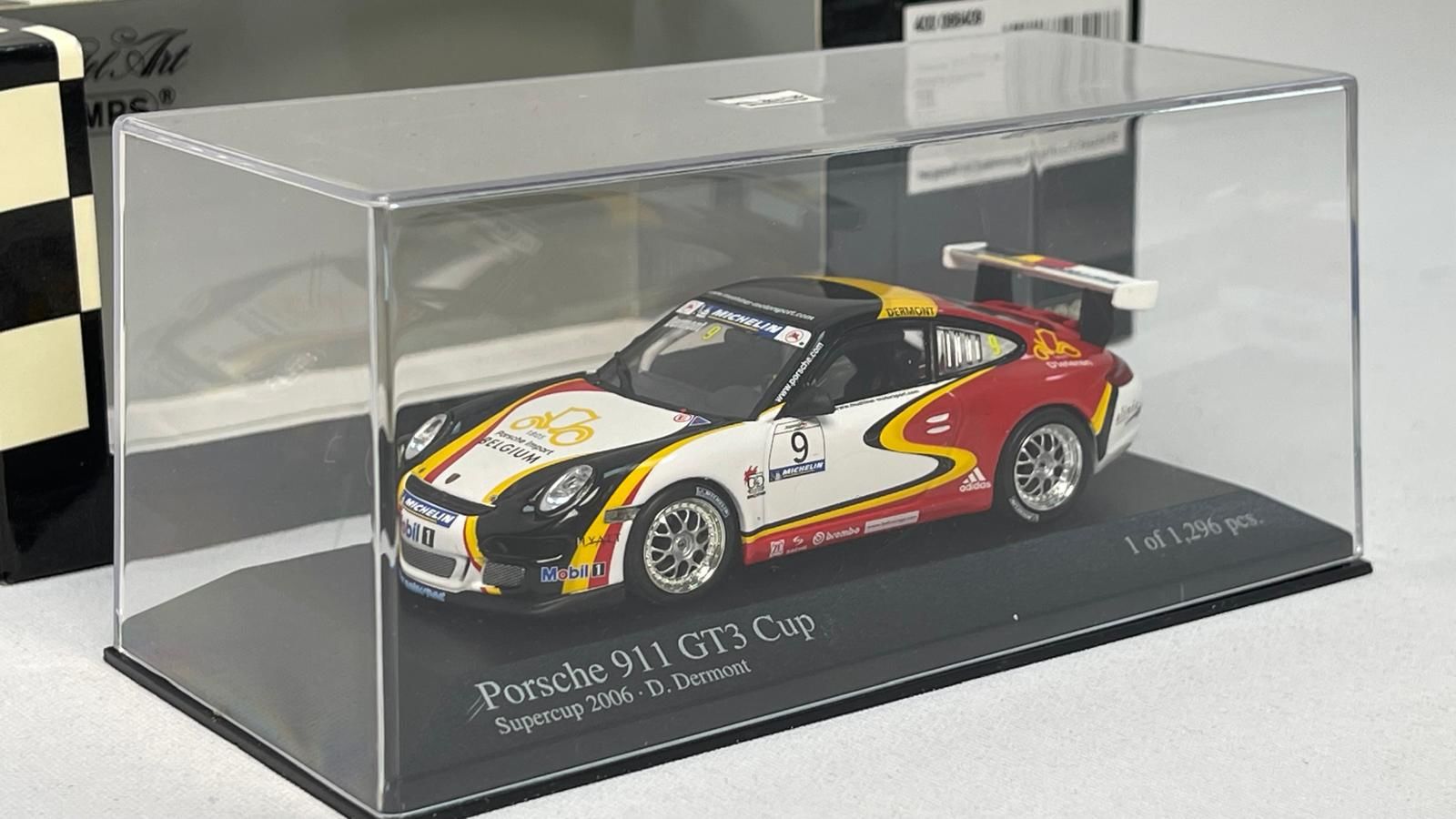 MINICHAMPS - PORSCHE - 911 997 GT3 N 9 SUPERCUP 2006 D.DERMONT