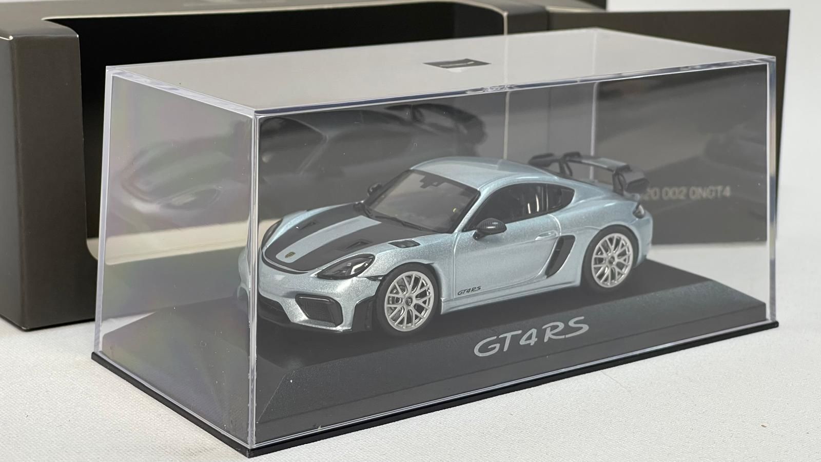 MINICHAMPS - PORSCHE - 718 CAYMAN GTS RS 2022