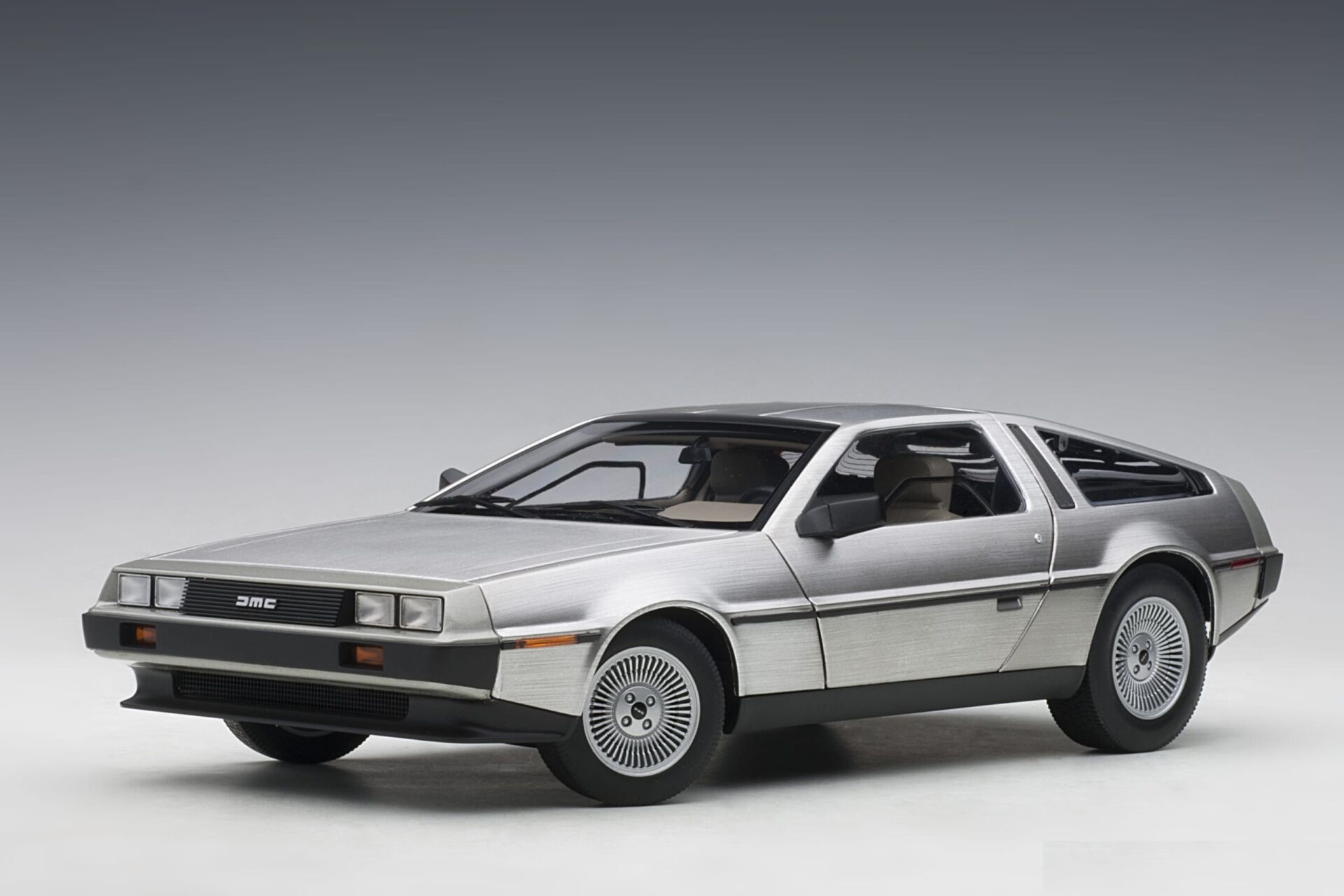 AUTOART - DELOREAN - DMC-12 1981