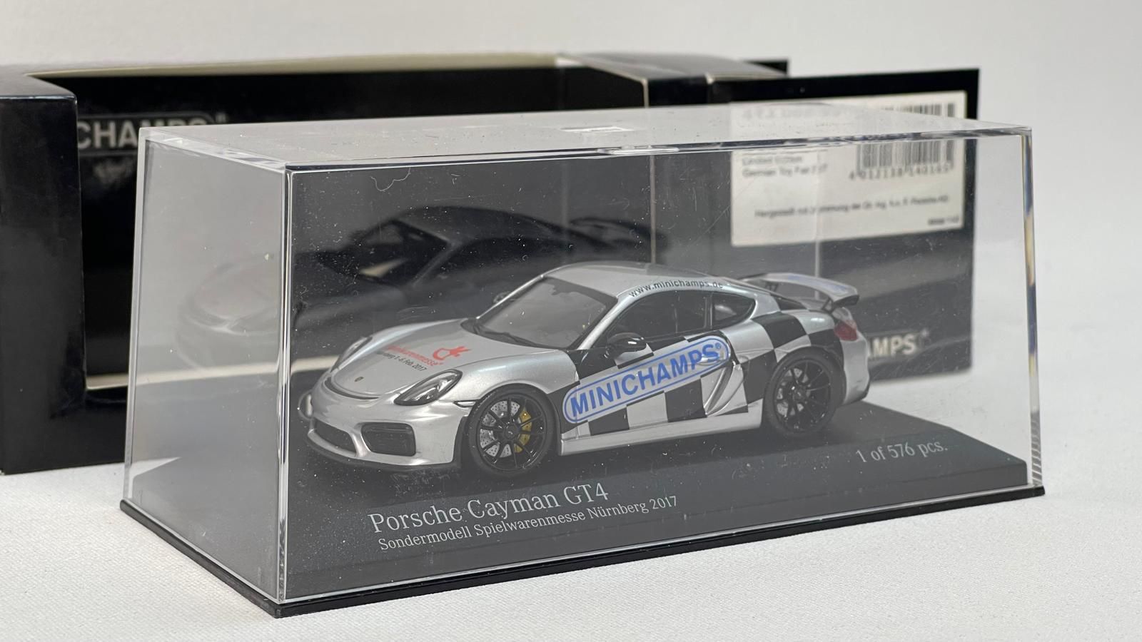 MINICHAMPS - PORSCHE - CAYMAN GT4 GERMAN TOY FAİR 2017
