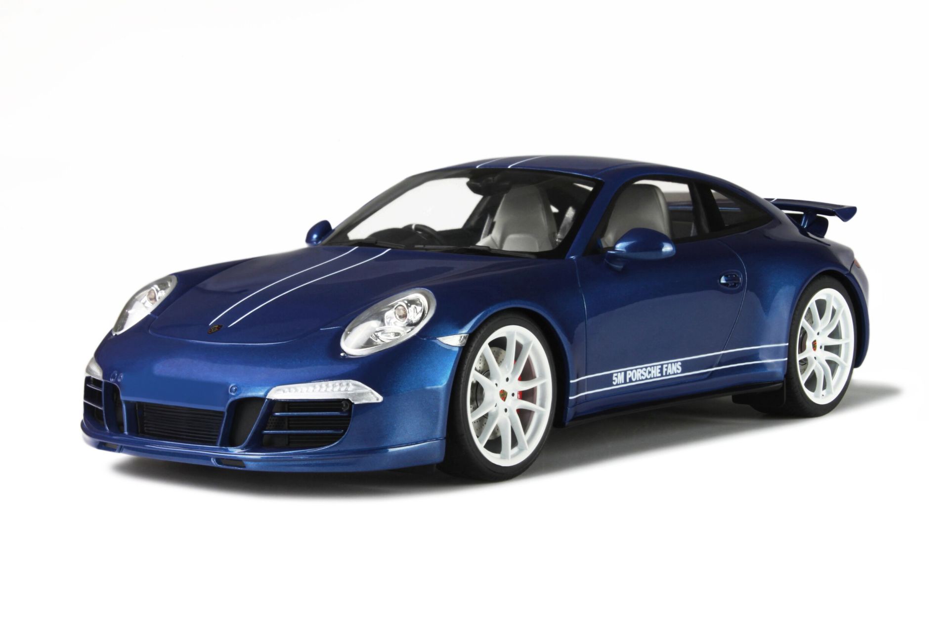 GT-SPIRIT - PORSCHE - 911 991 5M CARRERA 4S COUPE 2013