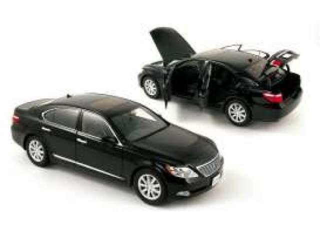 2007 Lexus LS460, black