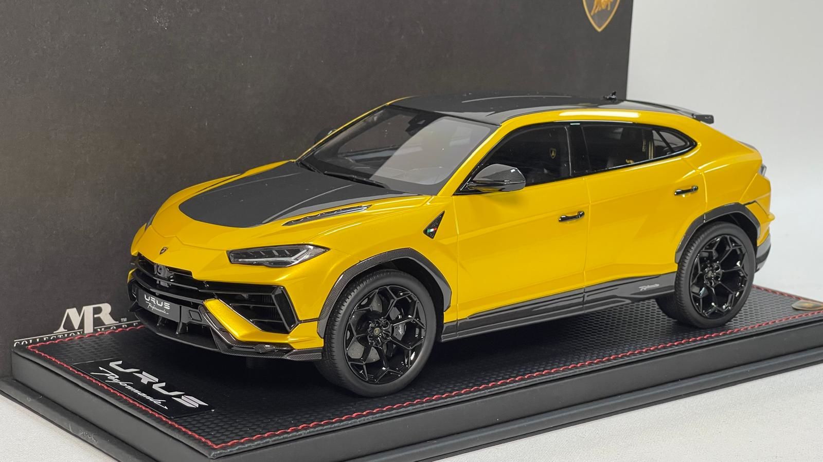 MR-MODELS - LAMBORGHINI - URUS PERFORMANTE 2022